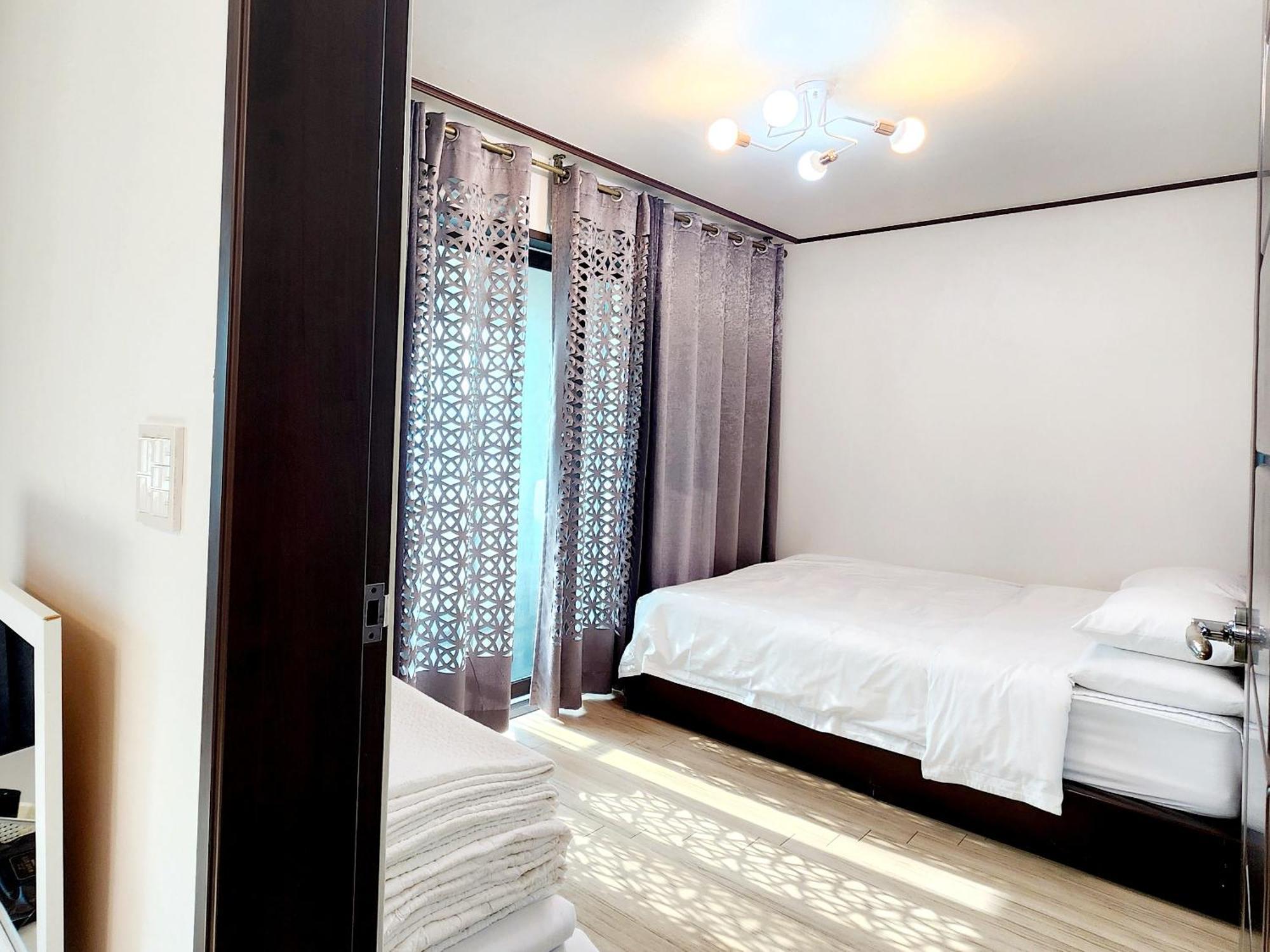 Pureun Jeju Pension Seogwipo Exterior foto