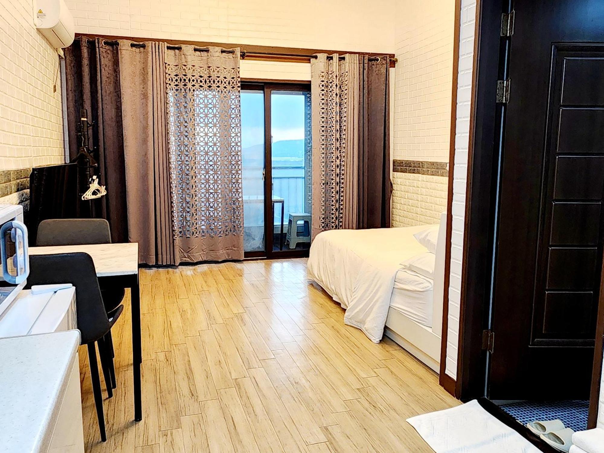 Pureun Jeju Pension Seogwipo Exterior foto